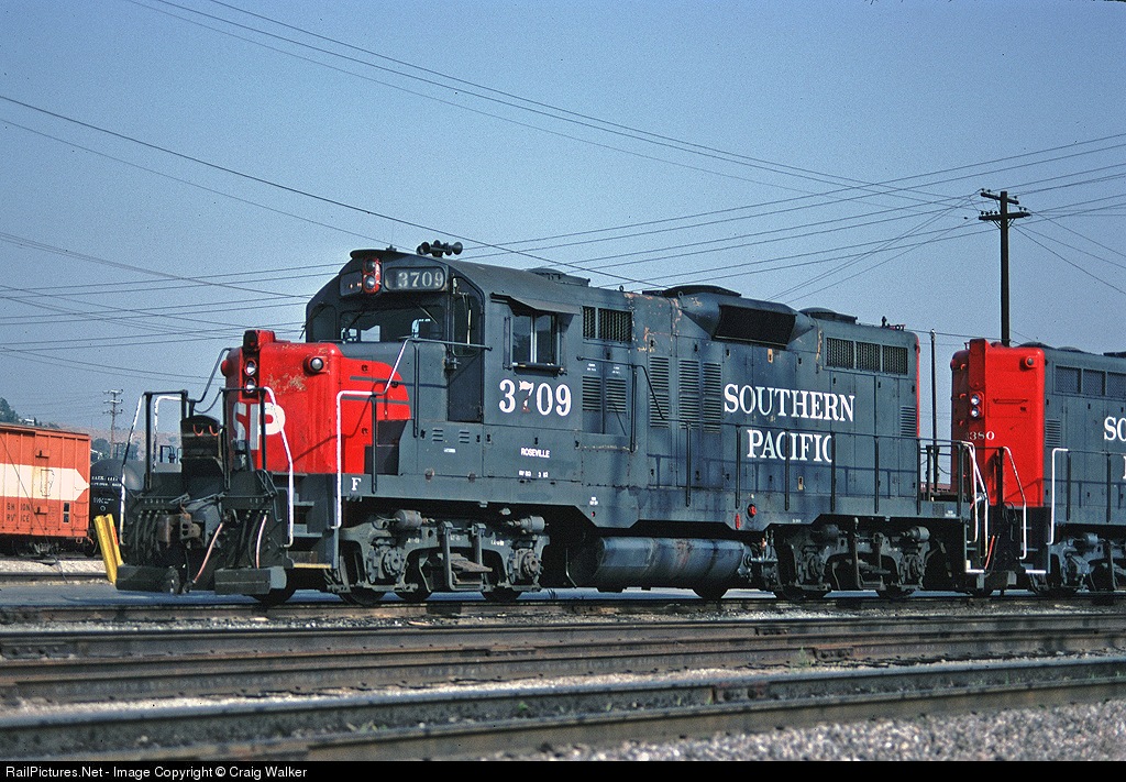 SP 3709 at Taylor Yard in Los Angeles, CA on May 14, 1982. Craig Walker Photo.